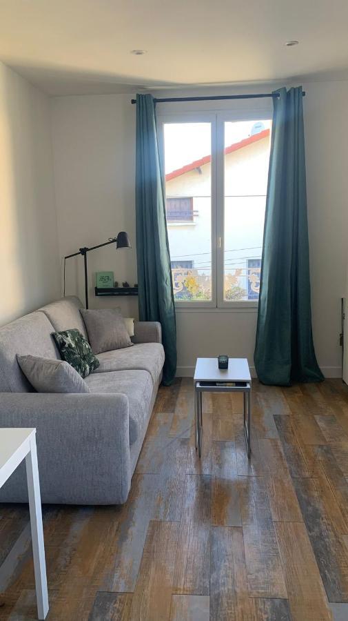 Charmant Studio Tout Equipe Aux Portes De Paris Bagnolet Exterior foto